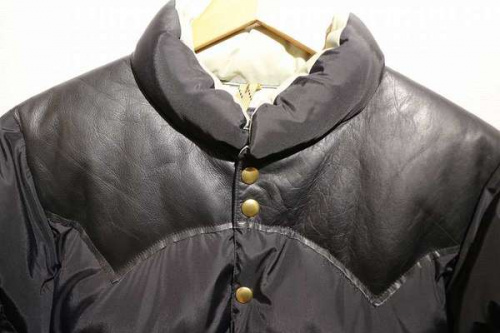 ダウンのロッキーマウンテン