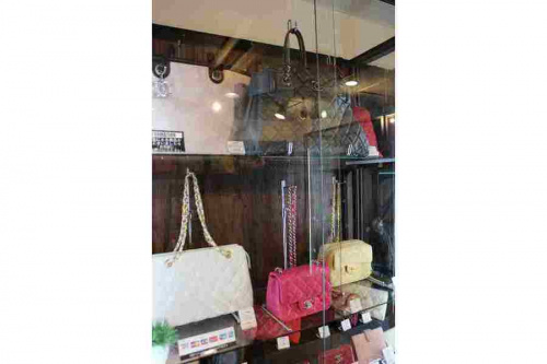 ブランドのCHANEL