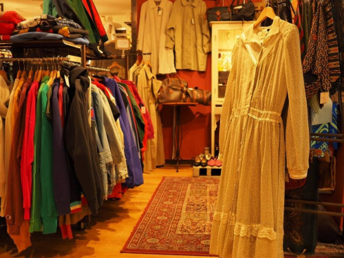 レディースの古着