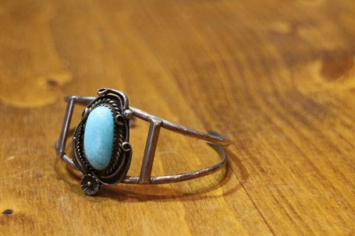 インディアンジュエリーのナバホ