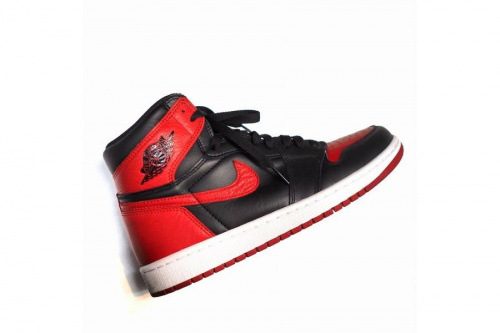 スニーカーの古着