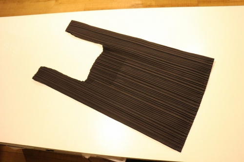 店舗からのお知らせのプリーツプリーズ