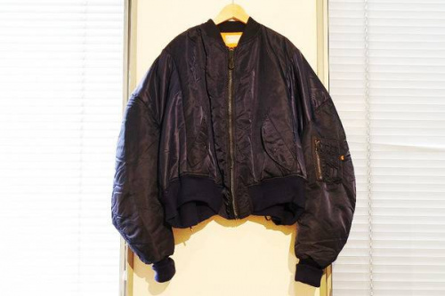 コラボ・別注アイテムの77circa