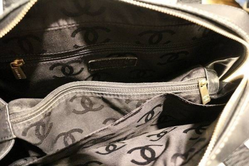 ワイルドステッチのバッグ