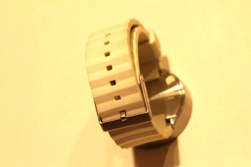 イッセイミヤケのISSEY MIYAKE