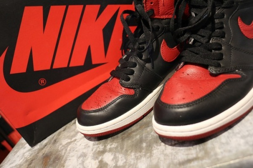 ストリートブランドのスニーカー