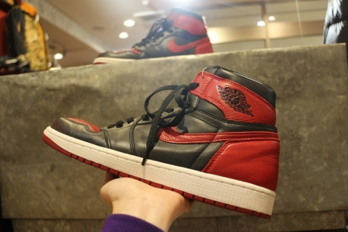 スニーカーのNIKE（ナイキ）