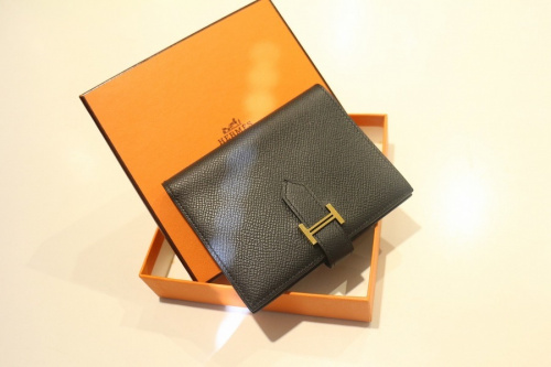 ラグジュアリーブランドのHERMES