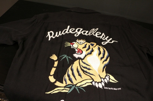 スーベニアオープンカラーシャツのメンズ