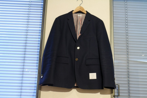 THOM BROWNEのトムブラウン