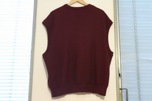 ウルのニットベスト