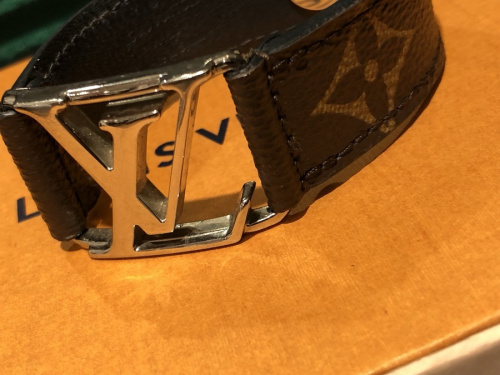 ルイヴィトンのブレスレット