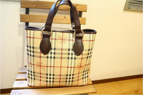 BURBERRYのバーバリー