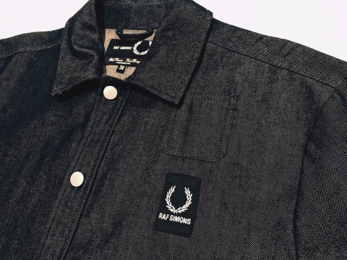インポートブランドのRAF SIMONS×FRED PERRY