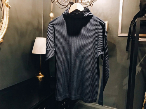 HOMME PLISSE ISSEY MIYAKEのオム プリッセ イッセイ ミヤケ