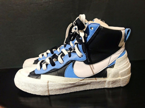 ナイキ×サカイのBLAZER MID