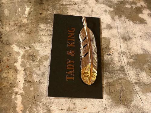 タディ＆キングのフェザー