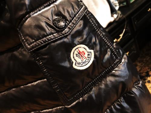 CANADA GOOSEのダウンジャケット