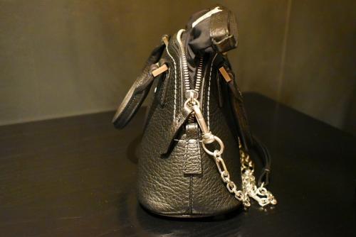 ショルダーバッグ