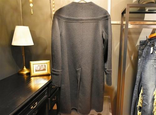 サルヴァトーレ フェラガモのコート