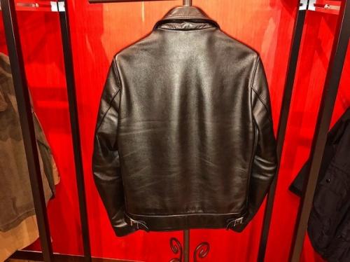 ルイスレザースのカウハイド