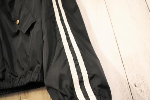 ナイロンジャケット