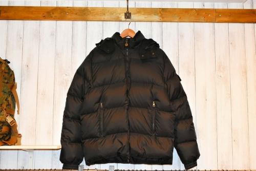 MONCLERのモンクレール