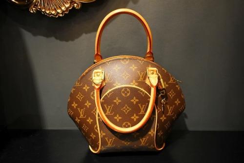 ルイヴィトンのM51127