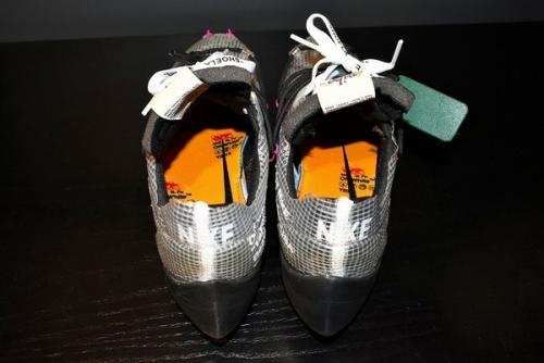 ナイキ×オフホワイトのVAPOR STREET