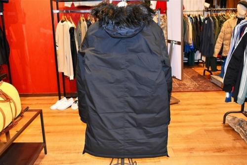 ディーゼルのW-BULLISK