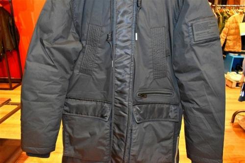 W-BULLISKのメンズ