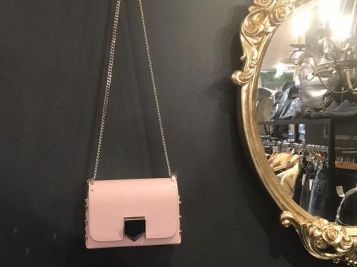 JIMMY　CHOOのジミーチュウ