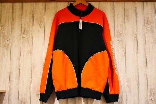 SUPREMEのシュプリーム