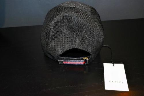 GUCCI グッチ ウルフ キャップ S ブラック GGスプリーム GUCCI グッチ ウルフ キャップ S ブラック GGスプリーム
