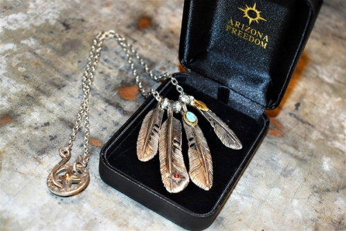 ラグジュアリーブランドのARIZONA FREEDOM