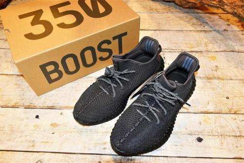 adidasのアディダス