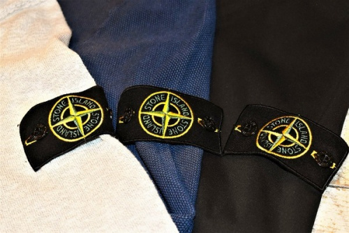 インポートブランドのSTONE ISLAND