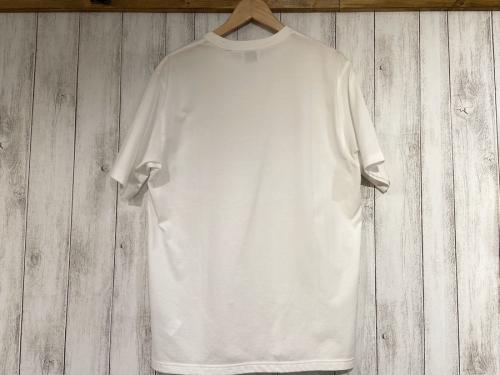 バーバリーのTシャツ