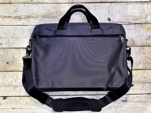 ビジネスバッグ