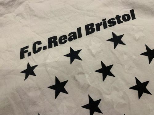 エフシーレアルブリストルのTシャツ