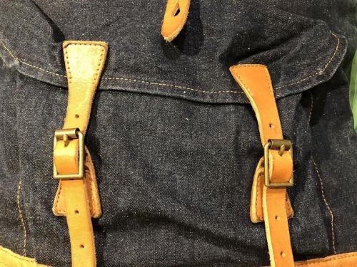 デニムバックパックのメンズ