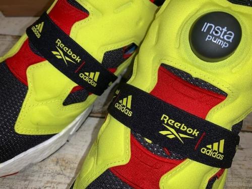 InstaPump Fury Boostのスニーカー