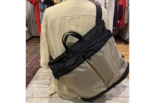 ヘルメットバッグのメンズ