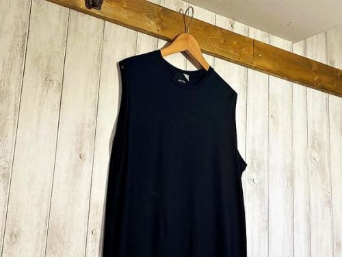 SUVIN60のノースリーブワンピース