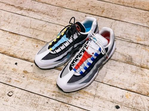 スニーカーのメンズ