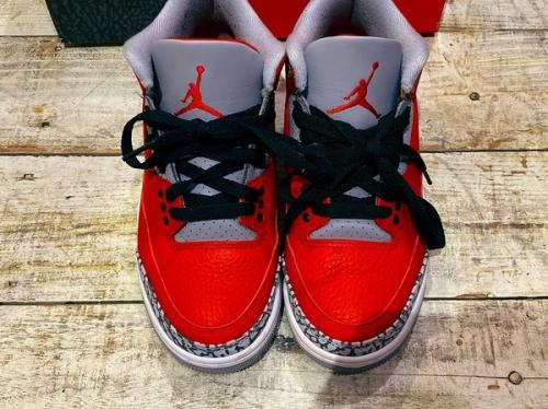 ナイキ エアジョーダン 3 レトロのレディース