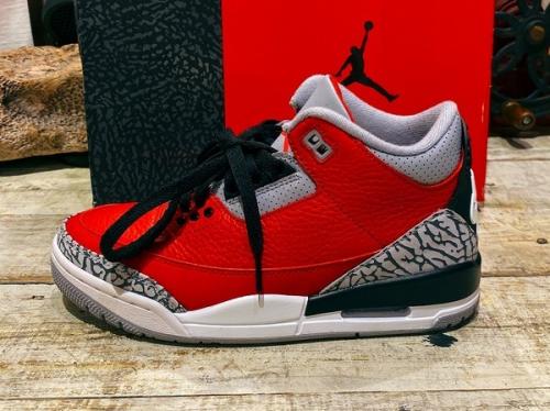 レディースのスニーカー