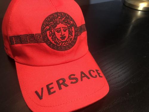 VERSACE　のヴェルサーチ