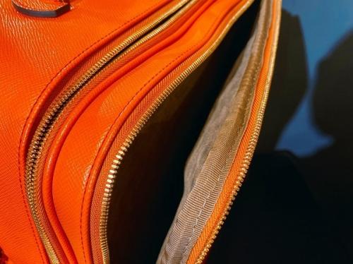 キャリーバッグ