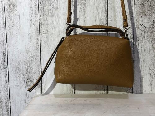 GIANNI CHIARINIのジャンニキャリーニ